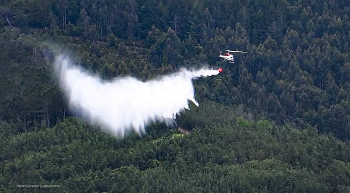 treino e formação de pilotos combate a incêndios