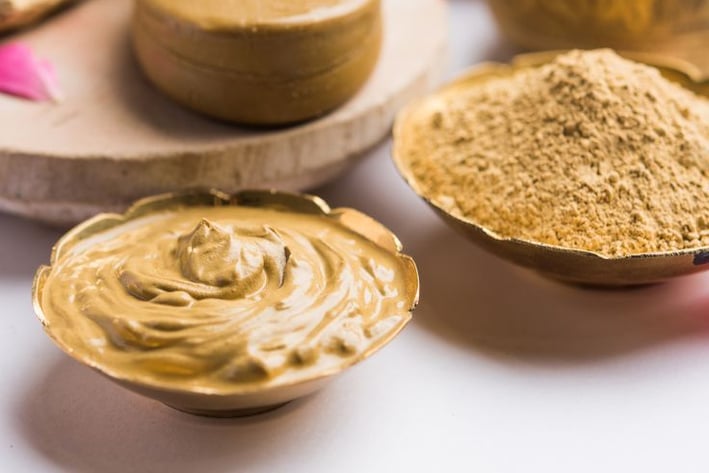 Multani Mitti face pack