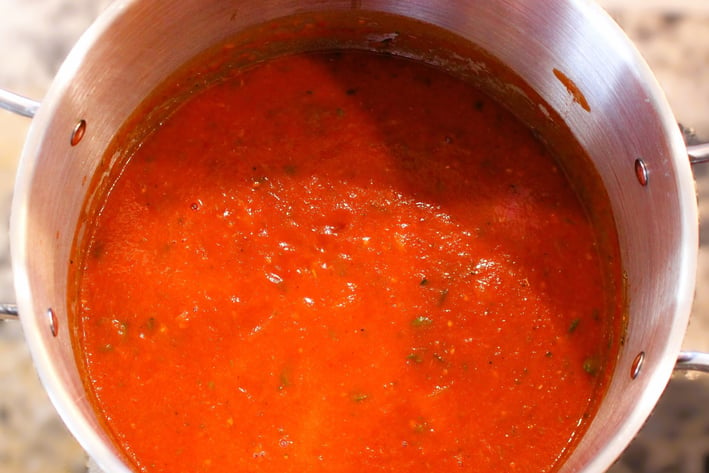 homemade tomato sauce