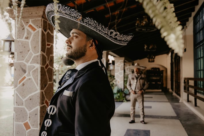 Como es el arreglo del novio - Mejor fotógrafo de bodas en Guadalajara, México