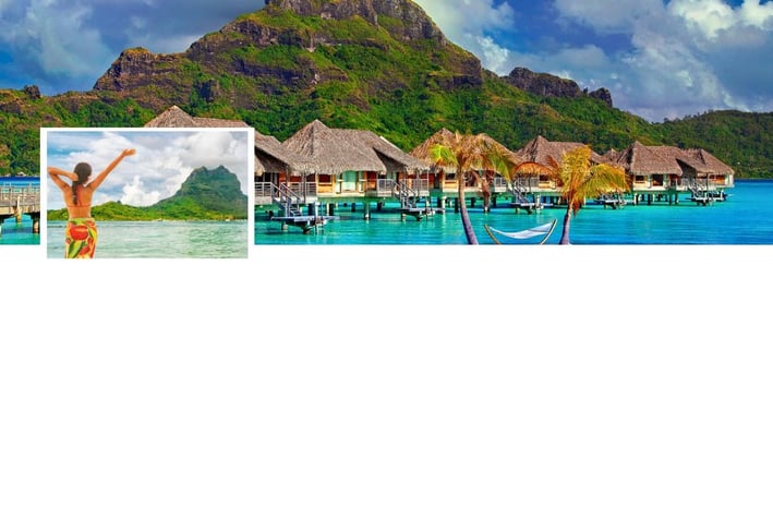 Praia em Bora Bora com mar cristalino e vegetação tropical, vista típica do Taiti.