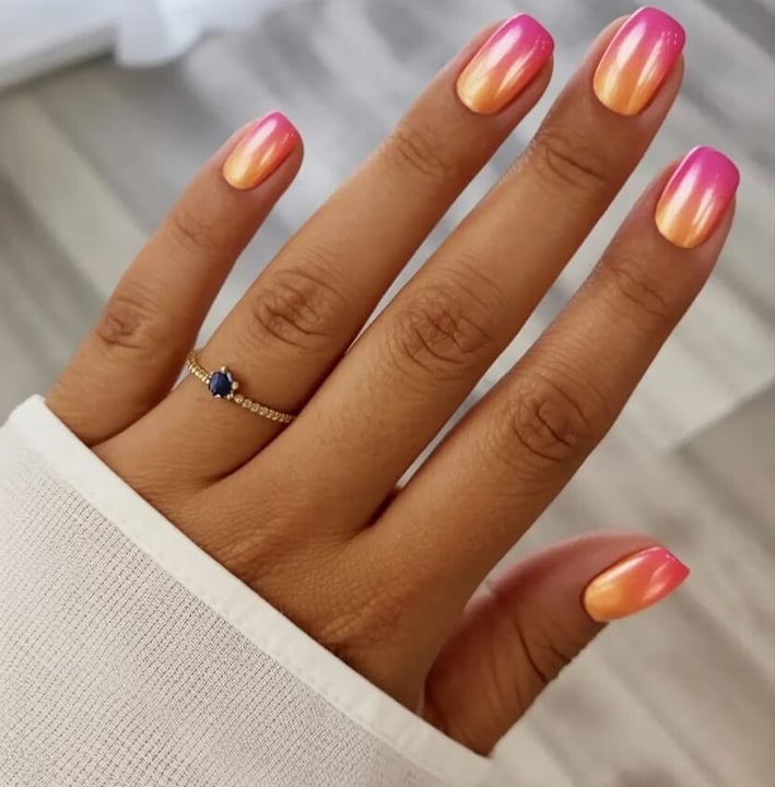 Coral and nude nails with white palm tree art