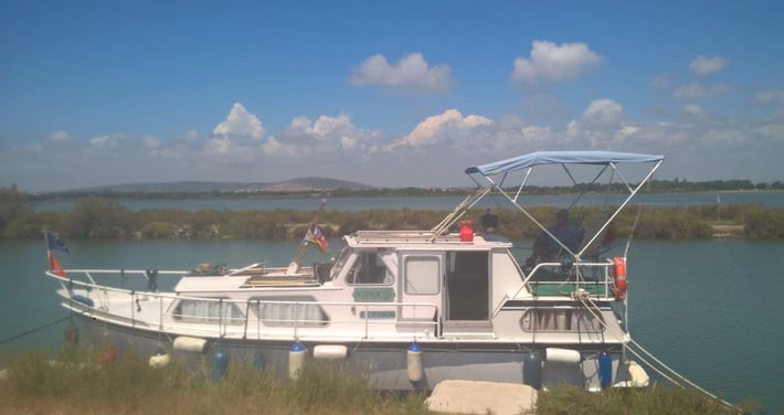 Njiva moored at Maguelone