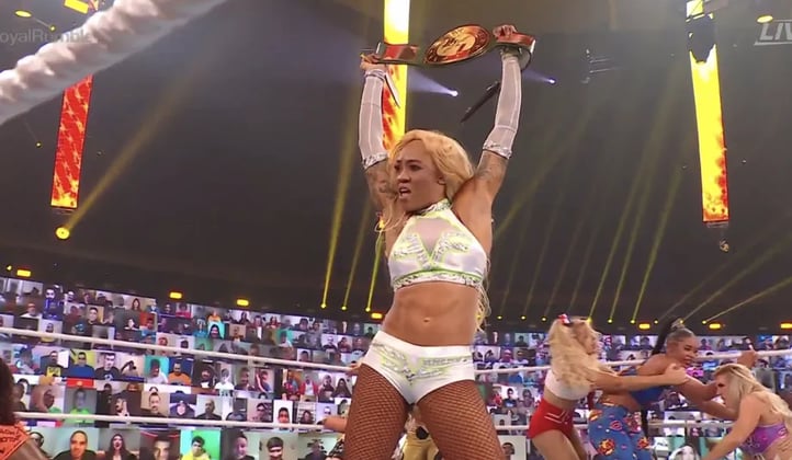 Alicia Fox 24/7 title