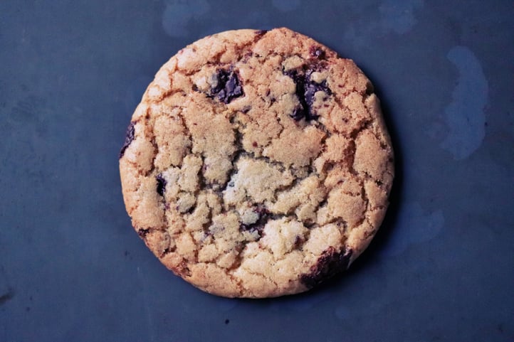 THE Vegan Chocolate Chip Cookies