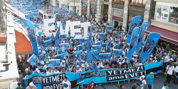 Yetmez ama Evet Nedir?