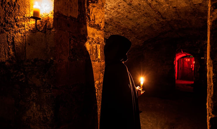 ghost tour at the blair street underground vaults