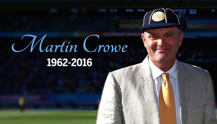 Martin Crowe receives his 1992 CWC Player of the tournament cap at Eden Park, 2015