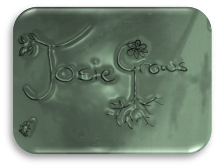 JosieGrows logo