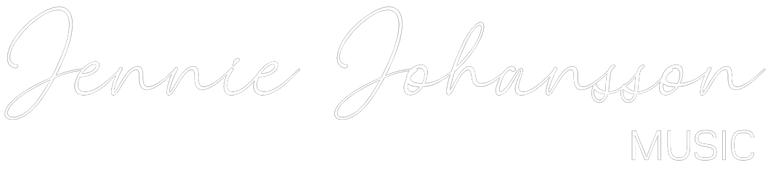 Wedding Singer Spain | English German Swedish Spanish logo