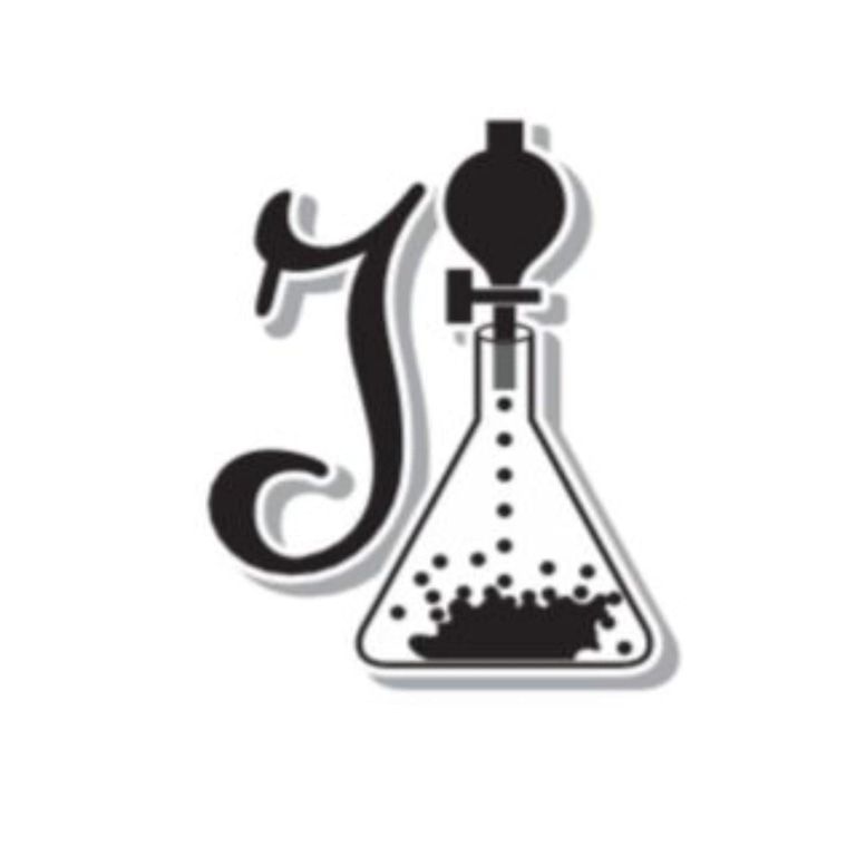J Produtos de Limpeza logo