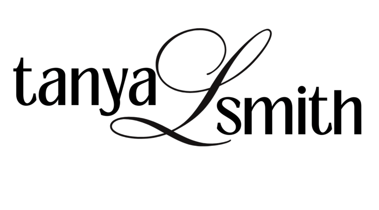 Sweet Ruby Moon logo