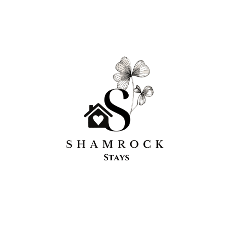 Shamrock Stays logo