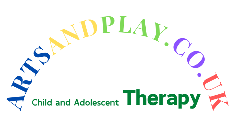 art and play therapy logo