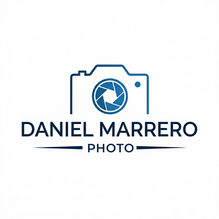 Daniel Marrero Photographer logo