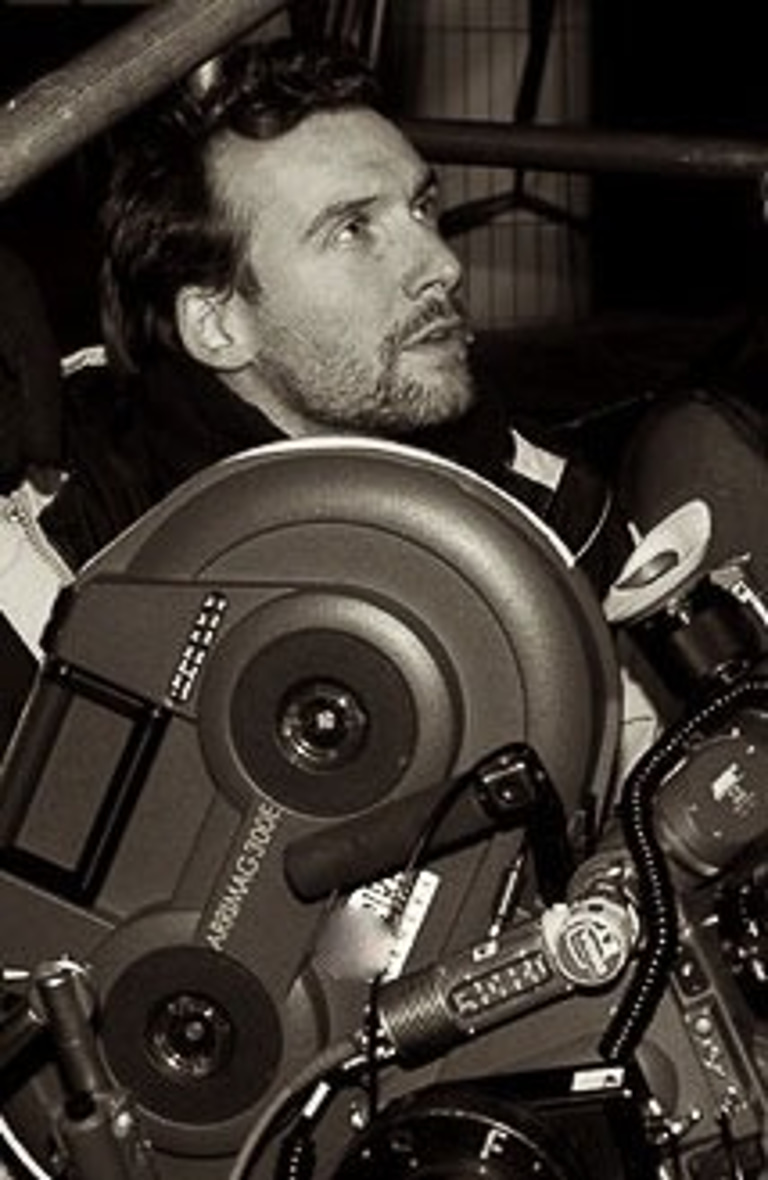 NICOLAS DOLLANDER - CADREUR (OFFICIAL WEBSITE) logo