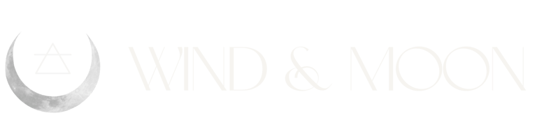 Wind & Moon — Tarot, Intuition & Alignment logo