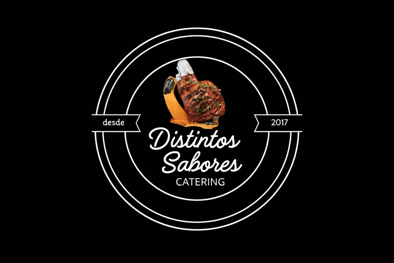 DISTINTOS SABORES CATERING logo