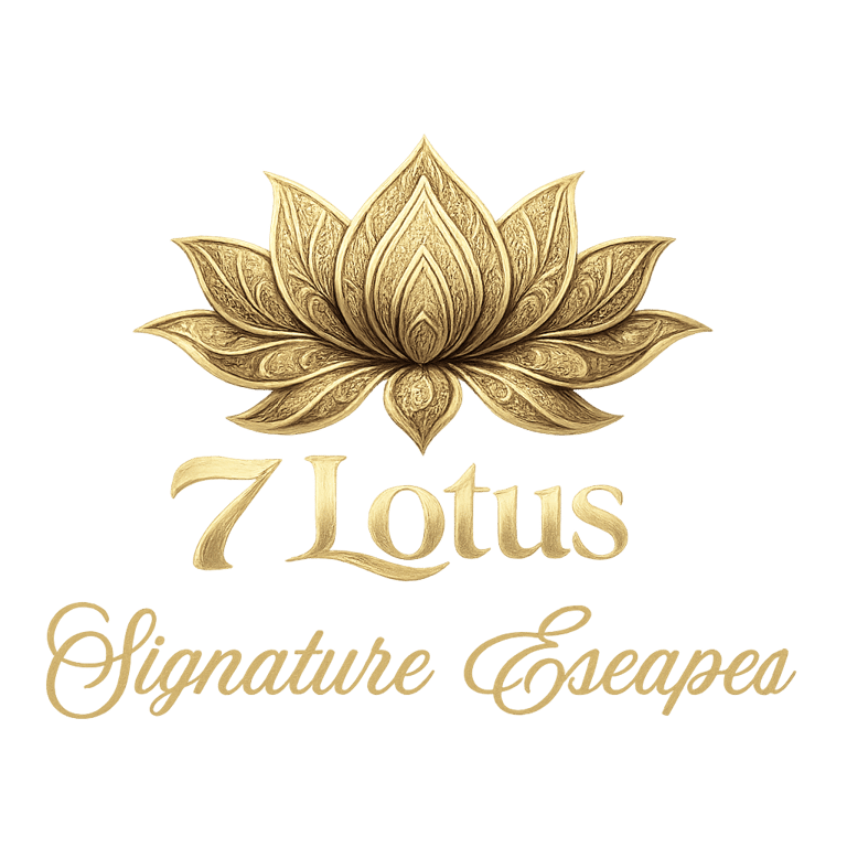 7 Lotus Signature Escapes logo
