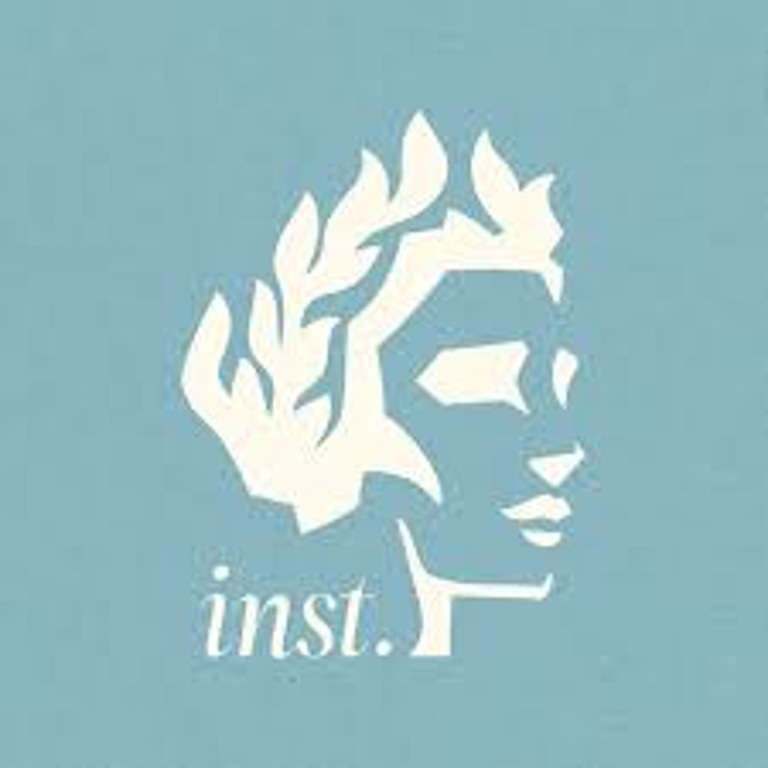 Centro Clínico Alexandria logo