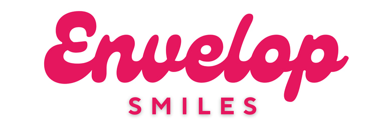 Envelop Smiles Photo Booth logo