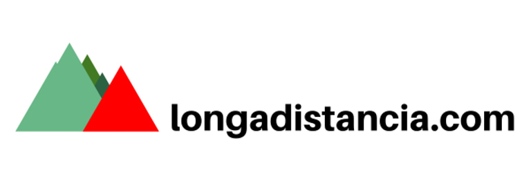 PCT: o diário de uma travessia do México ao Canadá logo