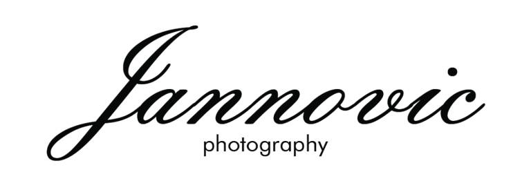 Jannovic Photography logo