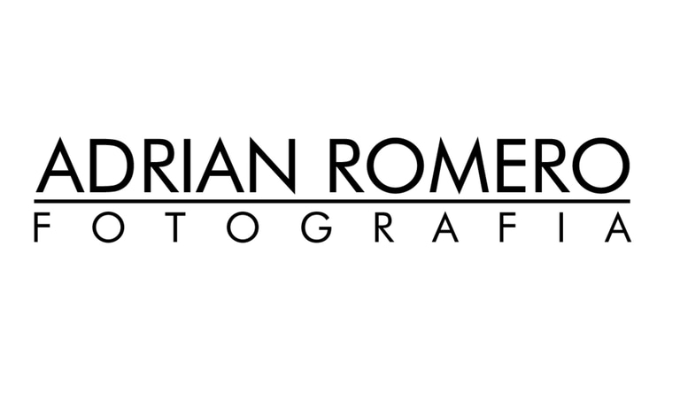 Adrian Romero Fotografia  logo