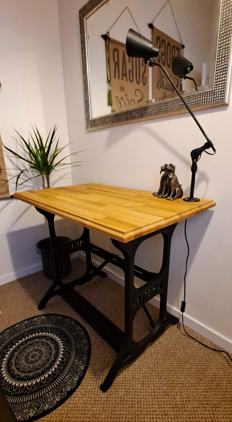 kelpieskeep.co.uk industrial Singer sewing table with lamp