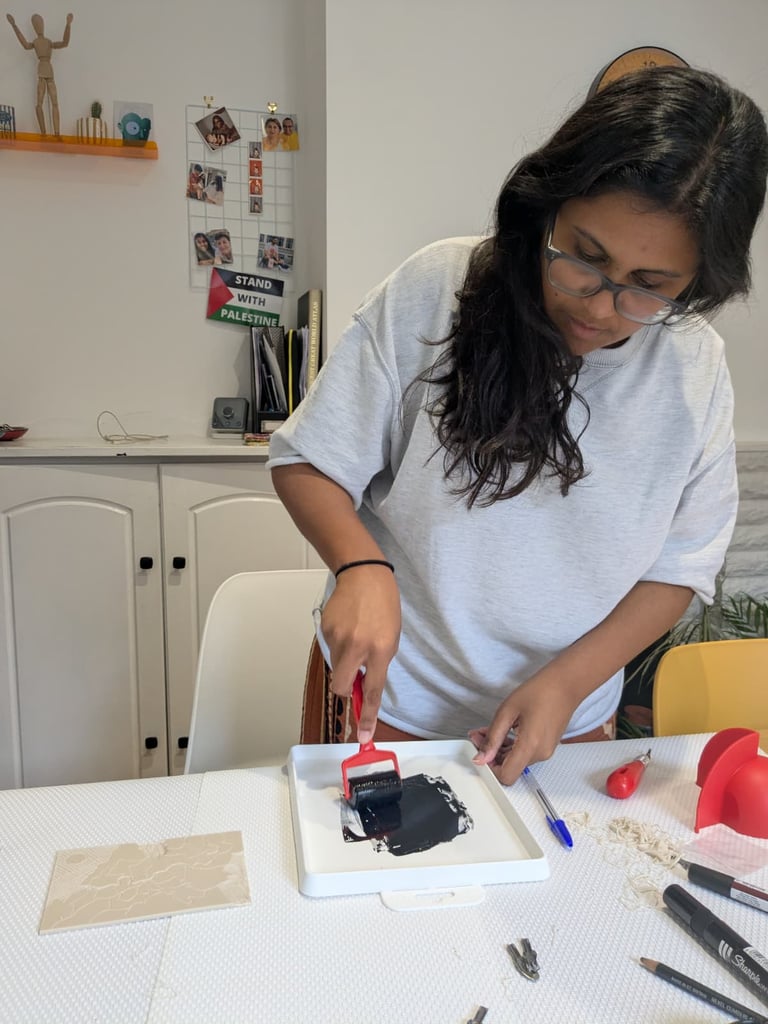 Taz in a grey top, lino printing