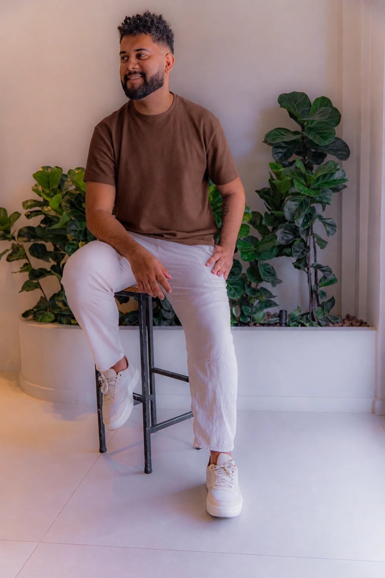 vitor-especialista-em-cachos-casa-fiaes