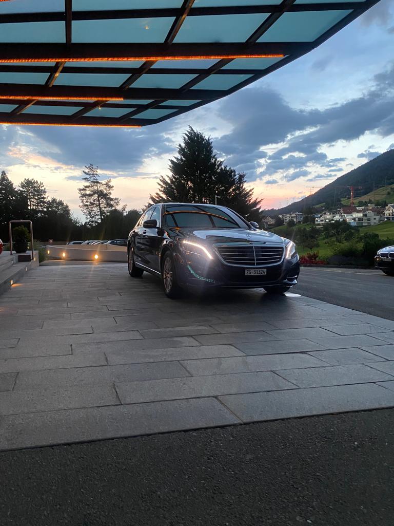 Limousine Mercedes S Class