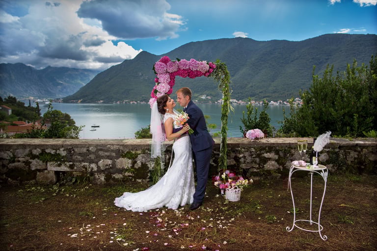 Wedding couple photo in Perast, Boka Bay wedding photo