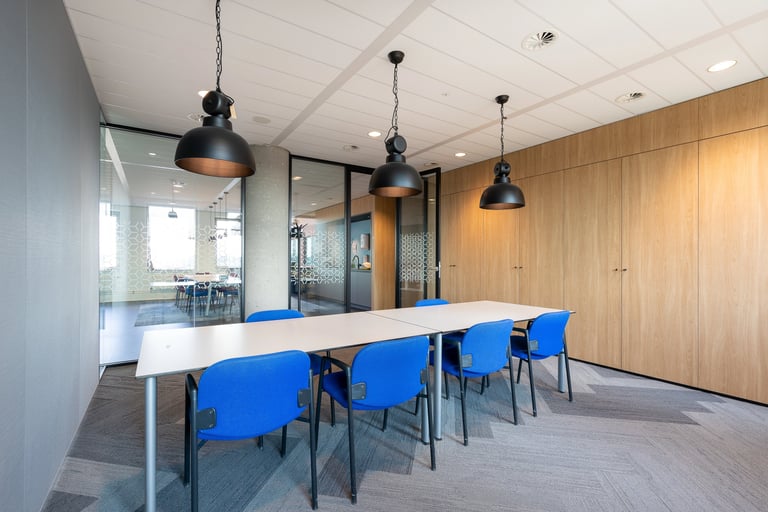 Rénovation intérieur d'un salle de réunion à Chessy