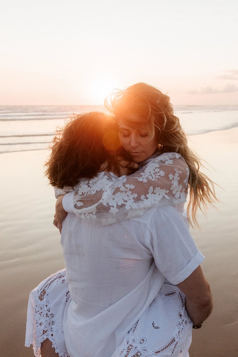 Romain DANIEL inframe photographie séance couple engagement sur la plage au couché du soleil