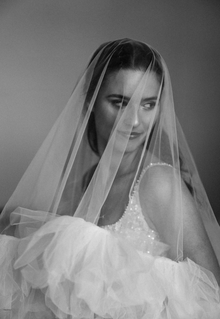  Photographe de mariage dans un château à Frouzins : capturez des moments magiques et élégants dans un cadre historique et ra