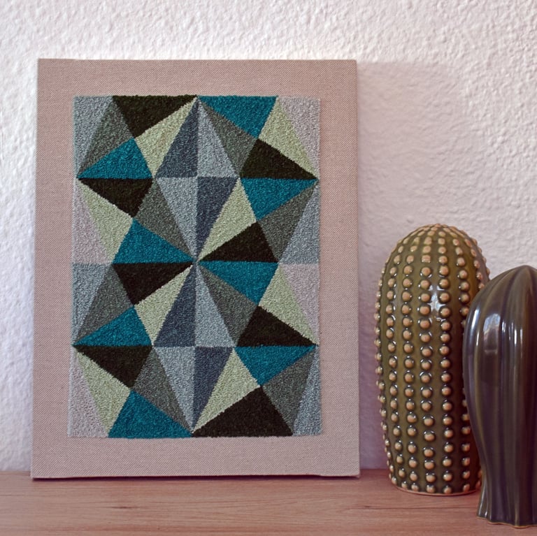 Cuadro bordado Triángulos