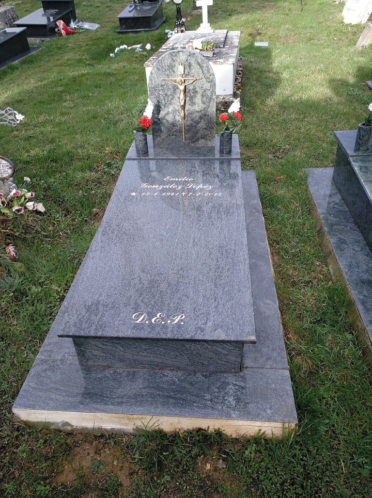 lapida marmoles salces