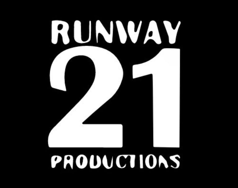 Runway 21 logo