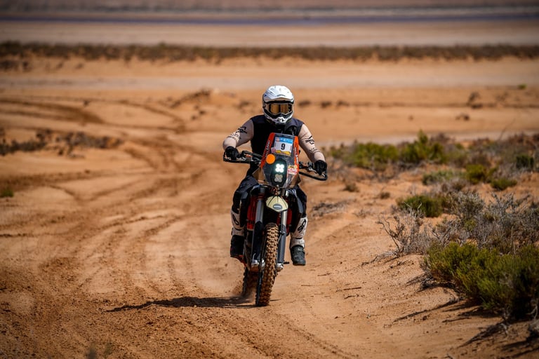 moto rally dans dunes