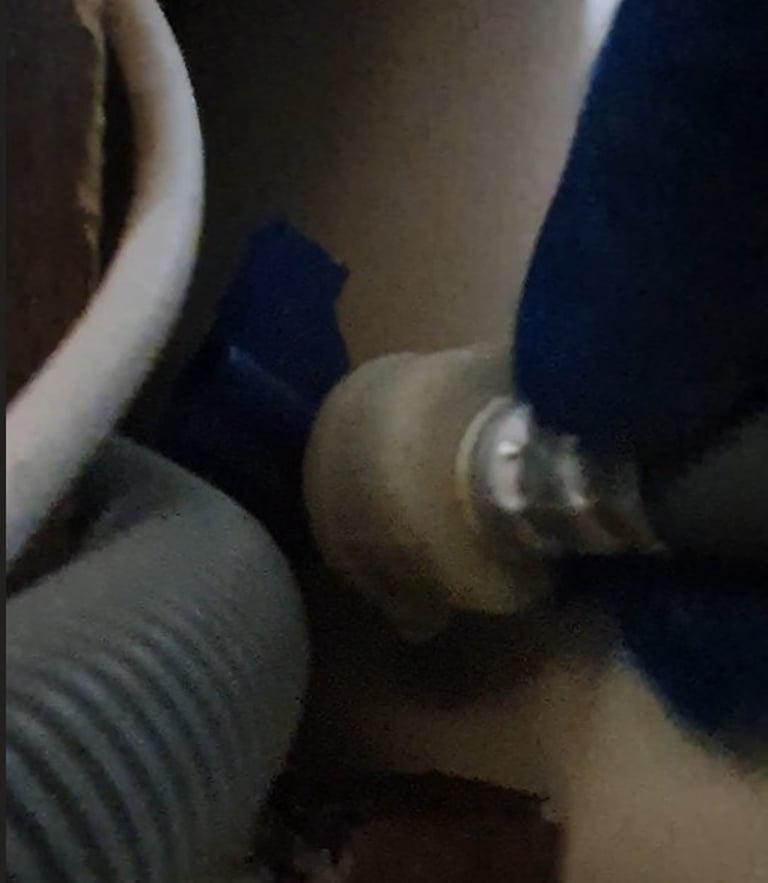 washmachine_water_connector_leak