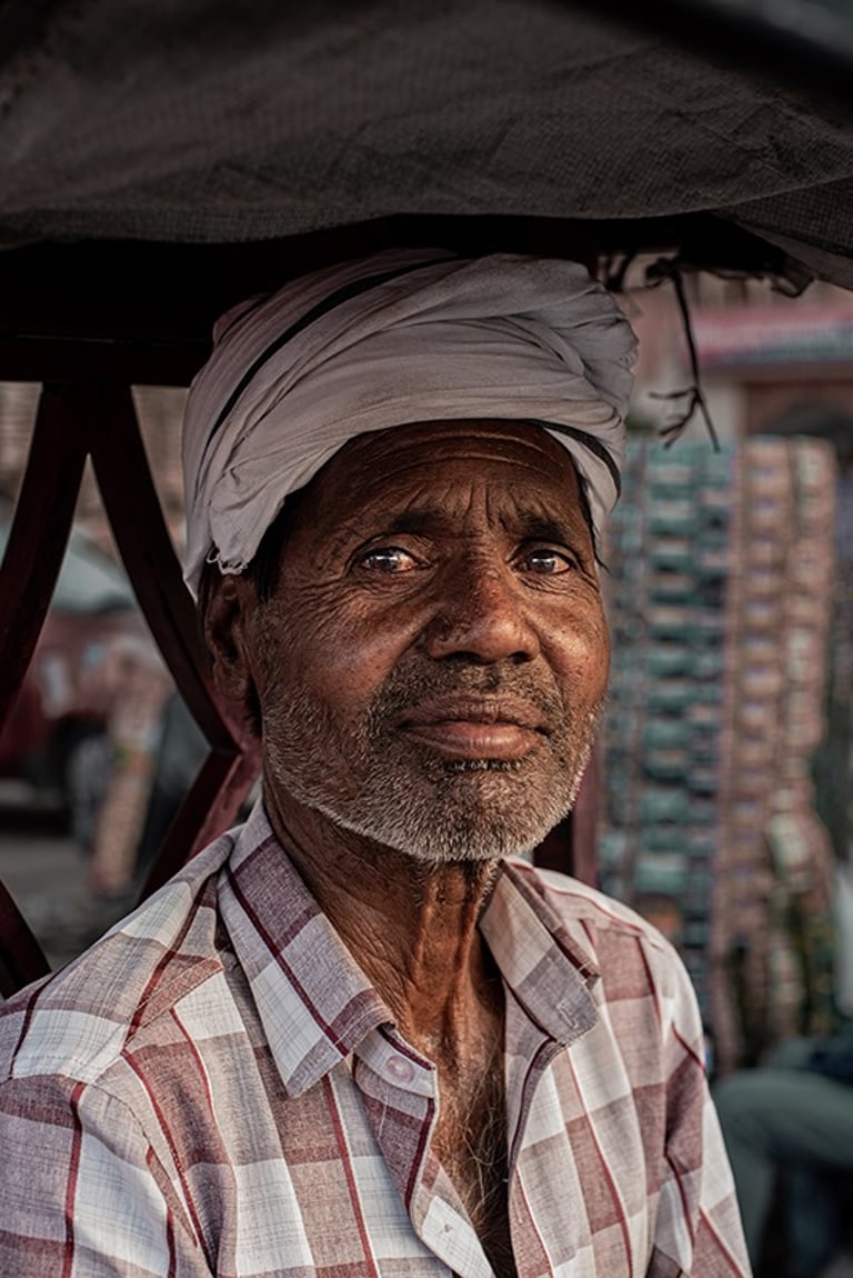 Conductor rickshaw con turbante