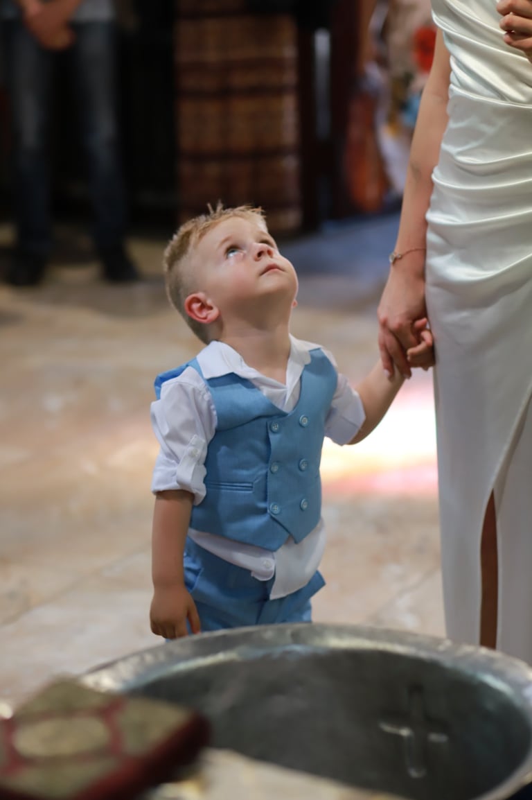 момче заснето от Фотограф Светлана Велинова в град Перник