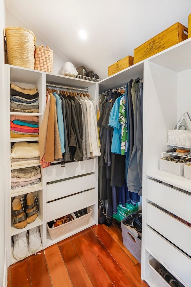 walk in closet