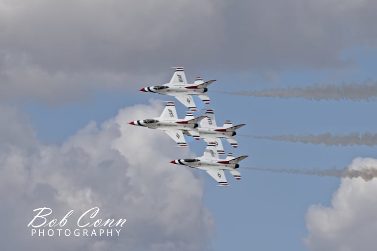 Thunderbirds | USAF F-16 Fighting Falcons