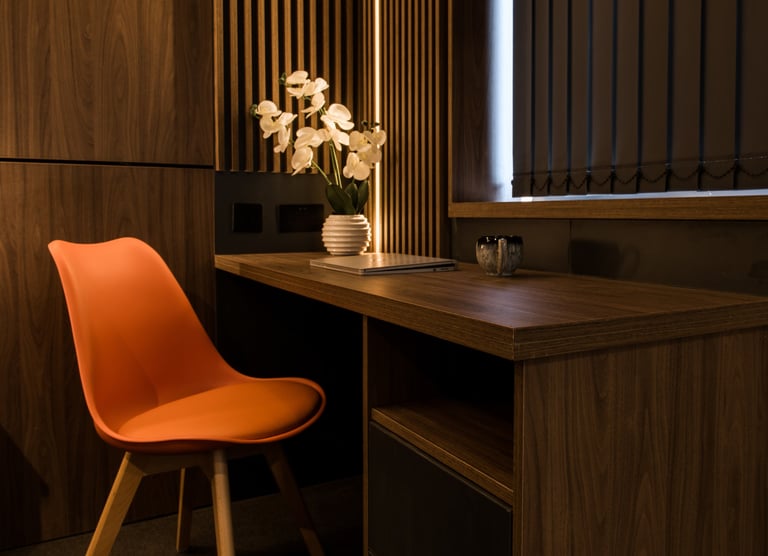 Detailed image of a chair and a work space