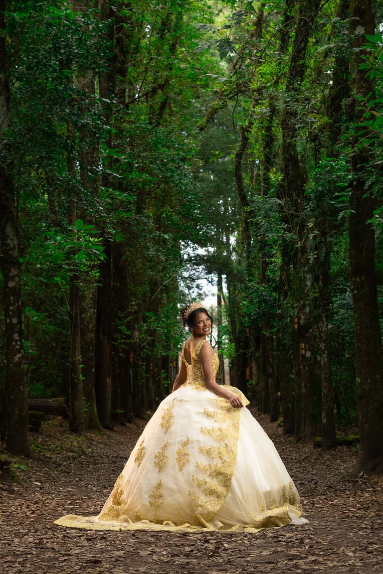Foto de 15 años, fotógrafo quince años, quinceañeras, fotos, sesiones, sesión, fotografía, fotografia, profesional en Quito