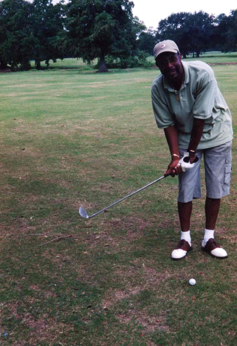 Par Four Golf Club image of black golfer