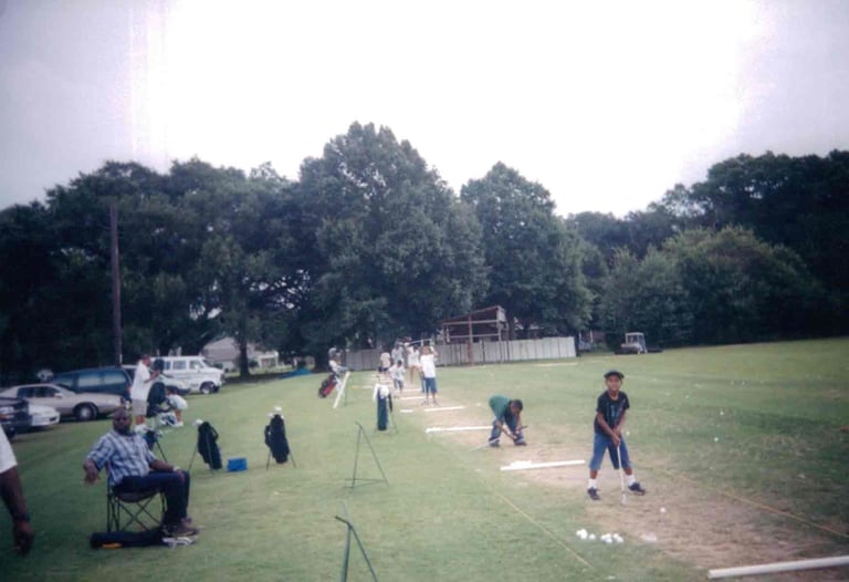 Par Four Golf Club image of young black golfers practicing