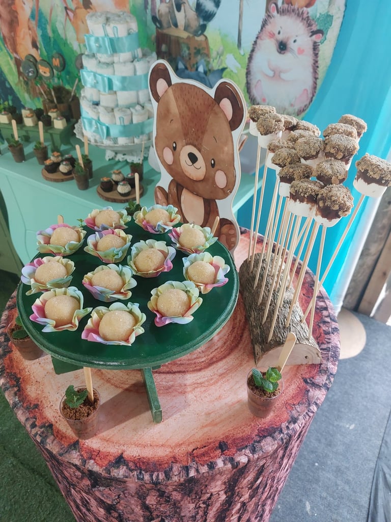 Mesa de doces gourmet para momentos especiais e celebrações